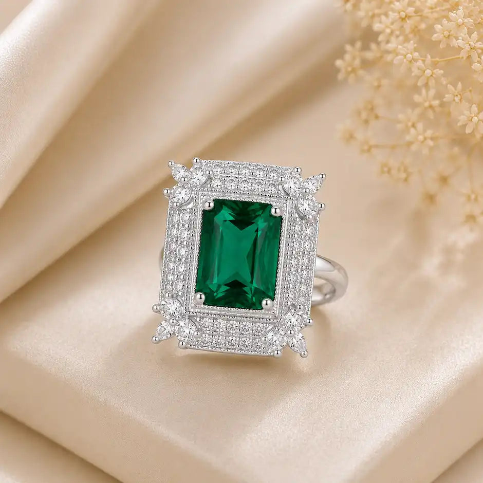 Royale Halo Statement Ring