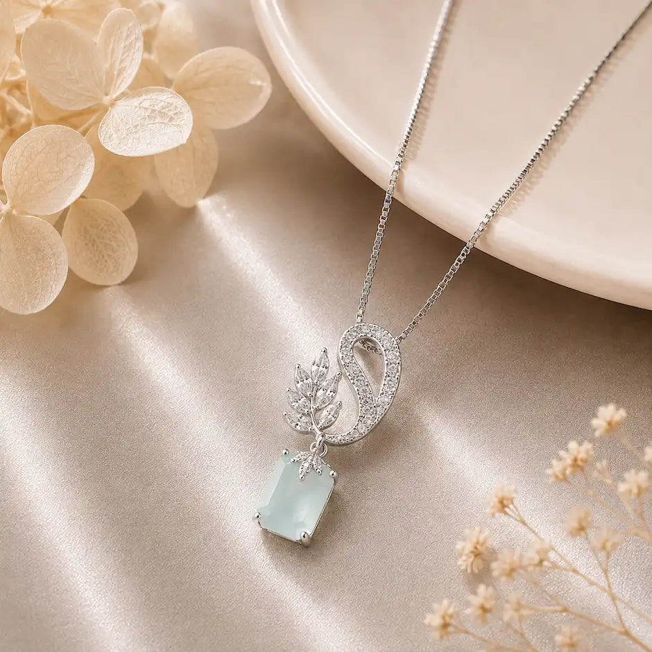 Elegant Leaf Crystal Drop Pendant Necklace