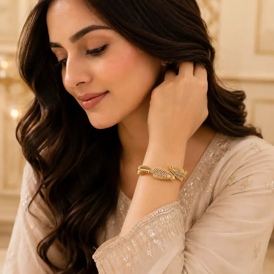 Elegant Crystal Leaf Cuff Bracelet