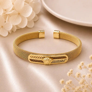 Luxury Gold Mesh Medusa Cuff Bracelet